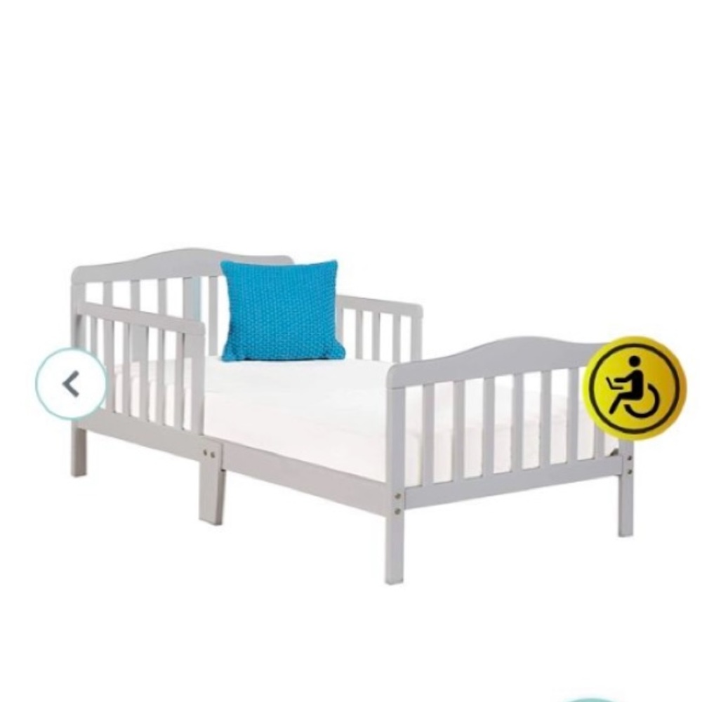 Toddler bed